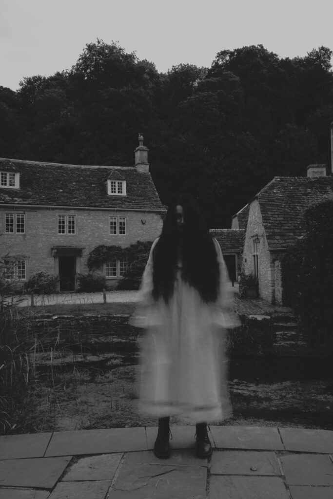 Horror photoshoot in Castle Combe
